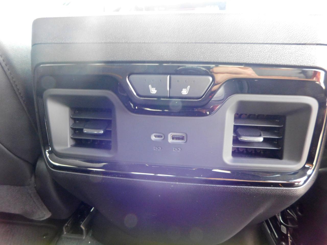 GMC Sierra 2500HD 4WD Crew Cab 159" AT4 2026