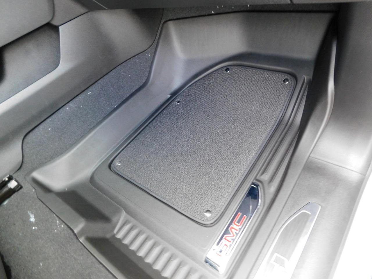 GMC Sierra 2500HD 4WD Crew Cab 159" AT4 2026