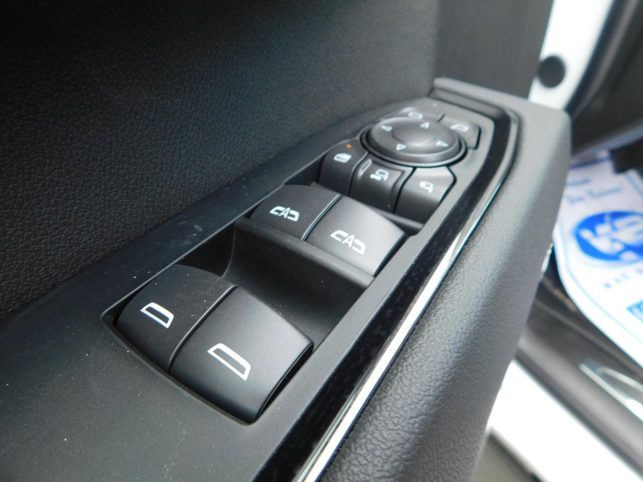 GMC Sierra 2500HD 4WD Crew Cab 159" AT4 2026