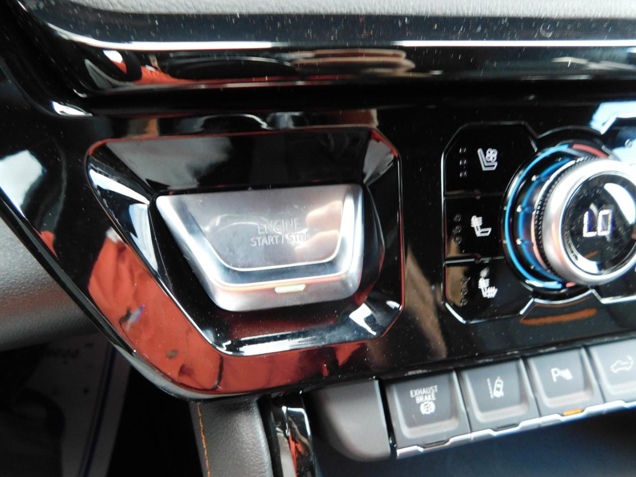 GMC Sierra 2500HD 4WD Crew Cab 159" AT4 2026