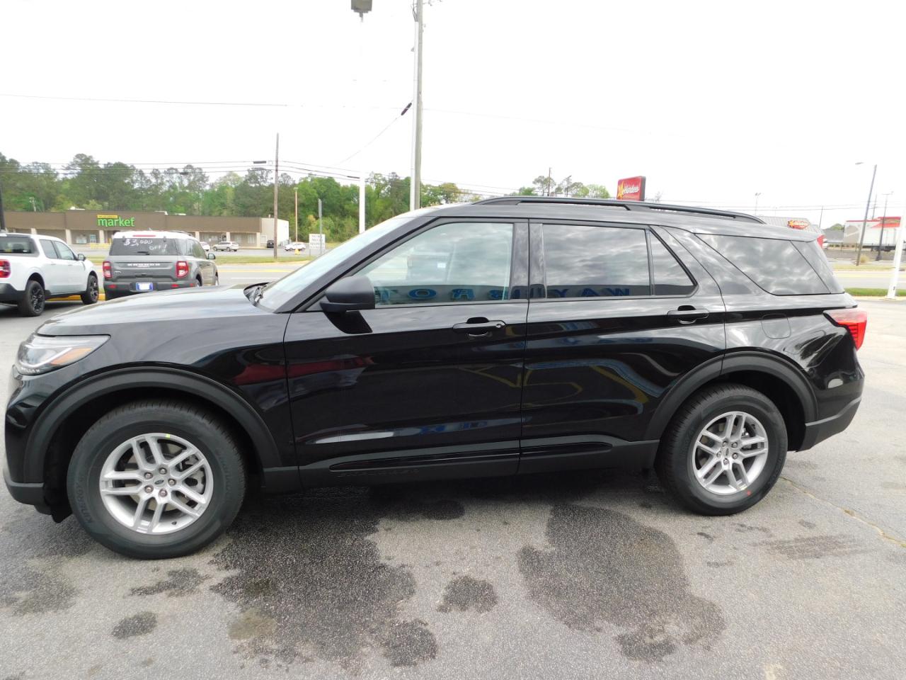 Ford Explorer Active w/200A Pkg RWD 2026