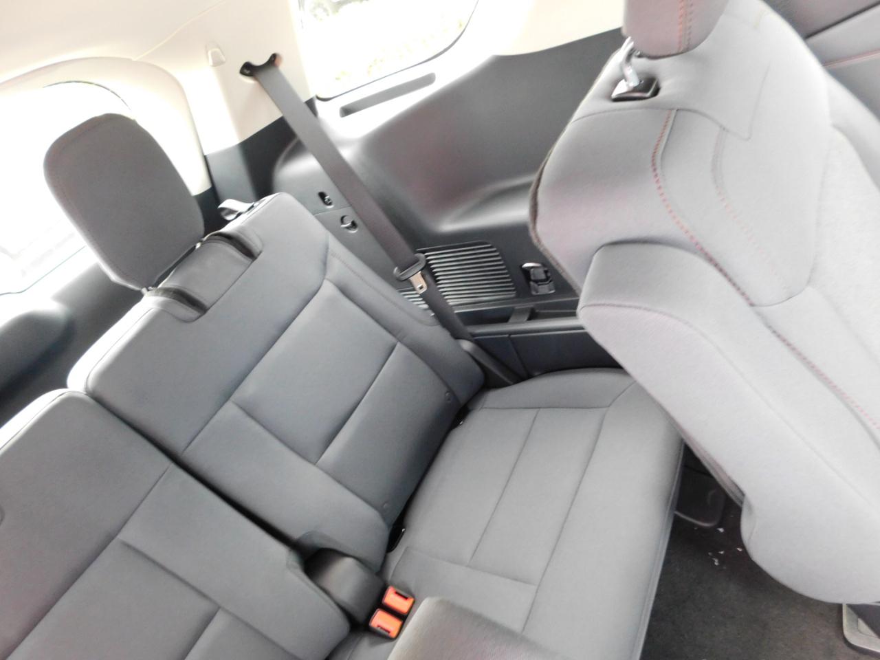 Ford Explorer Active w/200A Pkg RWD 2026