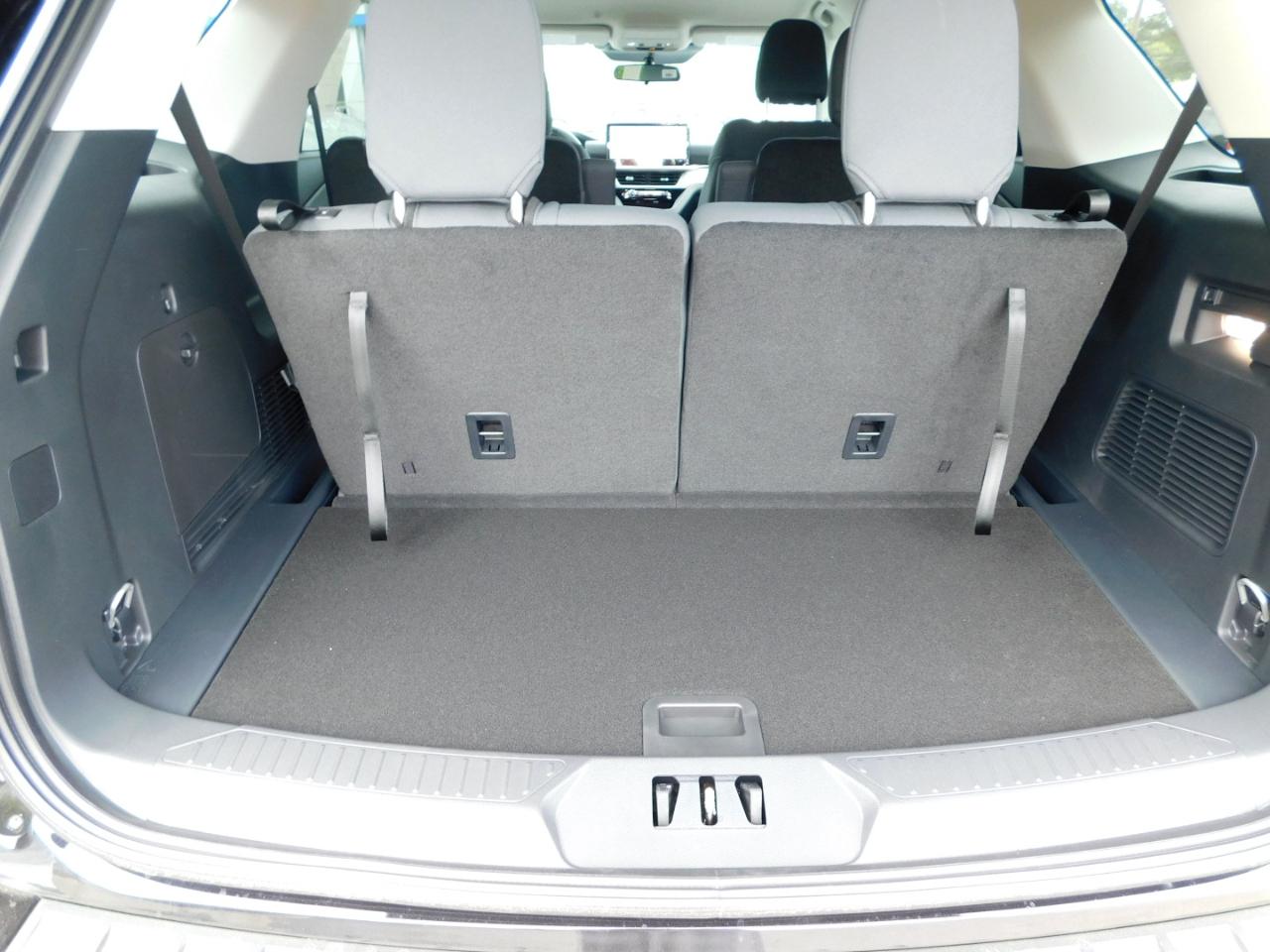 Ford Explorer Active w/200A Pkg RWD 2026