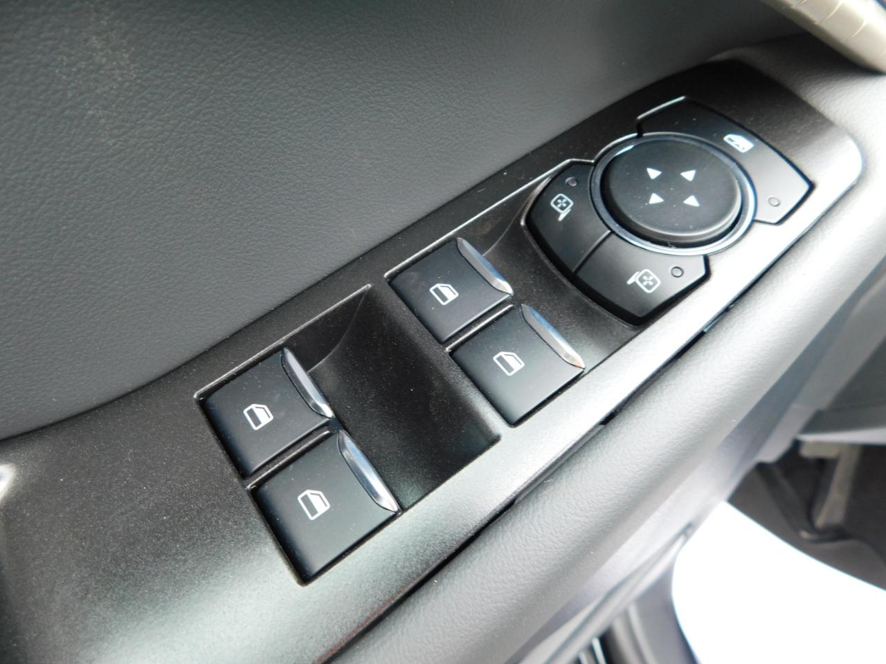 Ford Explorer Active w/200A Pkg RWD 2026