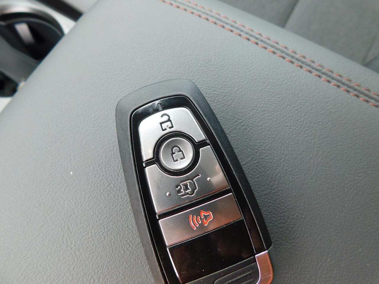 Ford Explorer Active w/200A Pkg RWD 2026