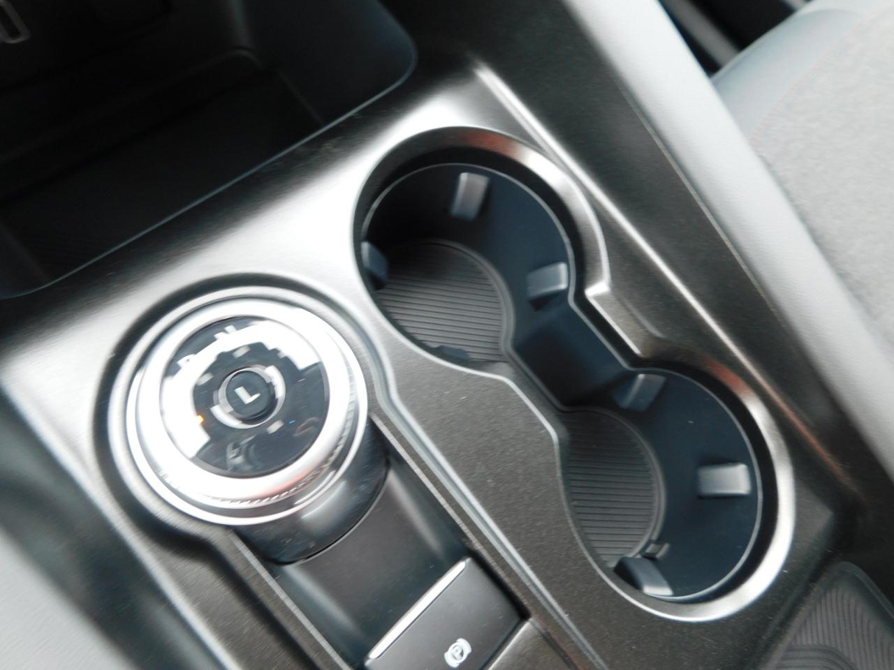 Ford Explorer Active w/200A Pkg RWD 2026