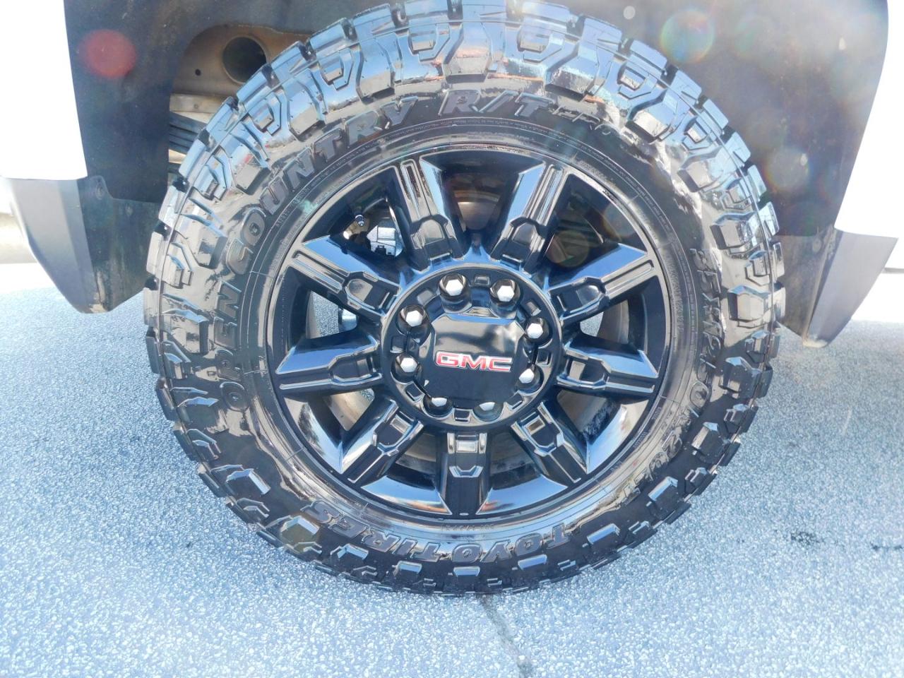 GMC Sierra 2500HD 4WD Crew Cab 159" AT4 2025