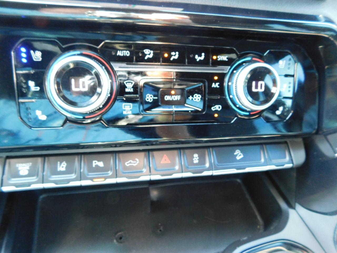 GMC Sierra 2500HD 4WD Crew Cab 159" AT4 2025