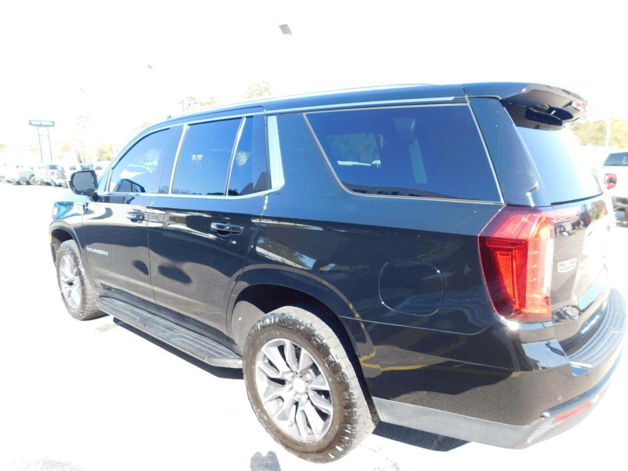 GMC Yukon 4WD 4dr SLE 2022