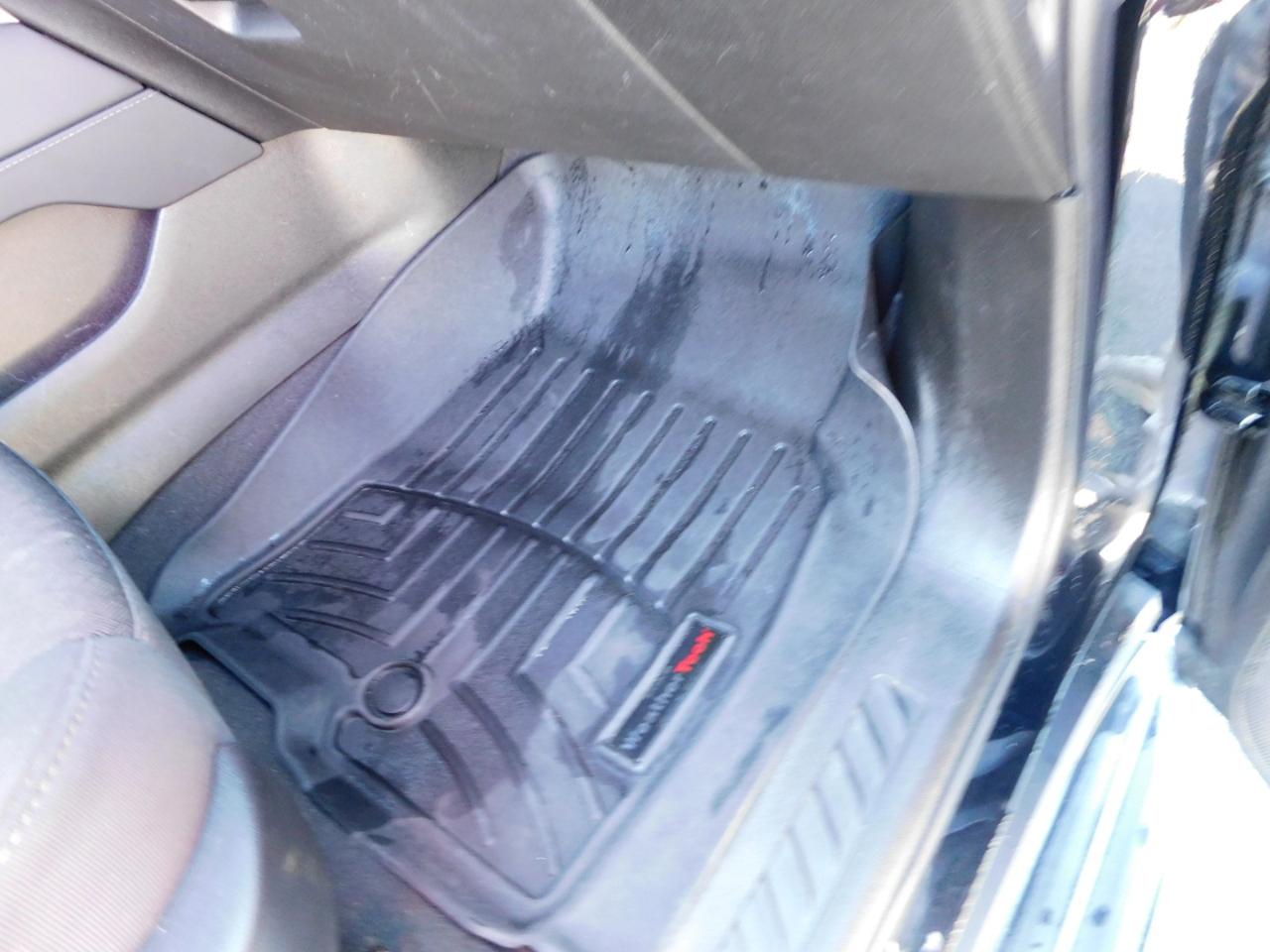 GMC Yukon 4WD 4dr SLE 2022