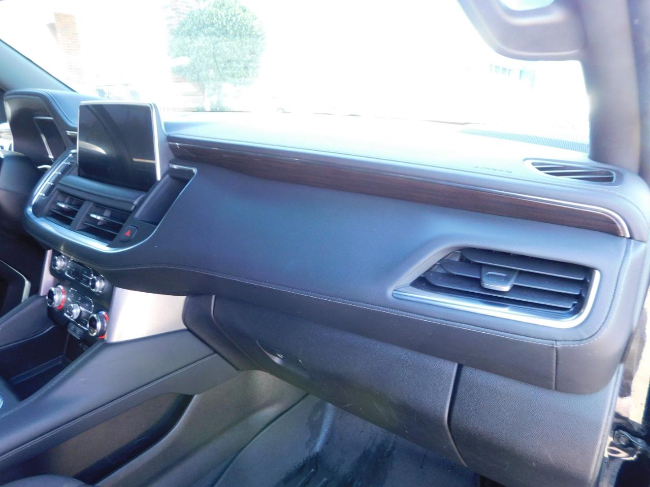 GMC Yukon 4WD 4dr SLE 2022