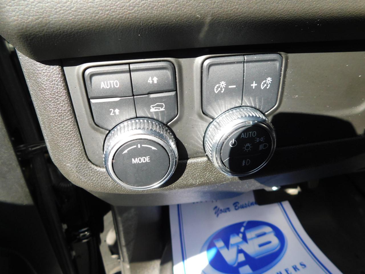 GMC Yukon 4WD 4dr SLE 2022