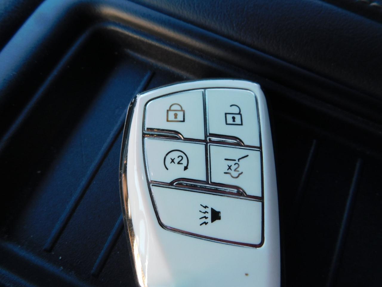 GMC Yukon 4WD 4dr SLE 2022