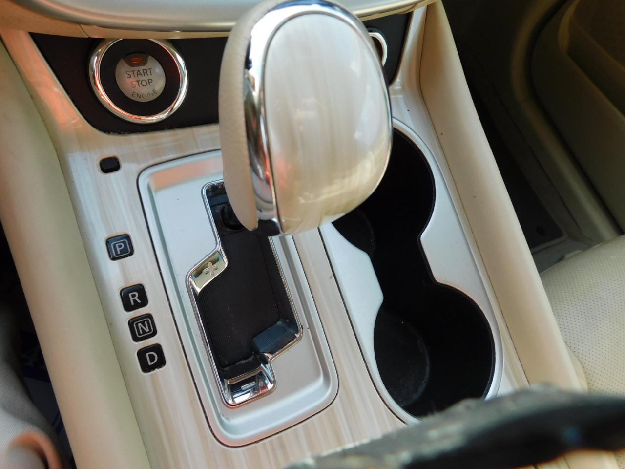 Nissan Murano FWD 4dr Platinum 2015