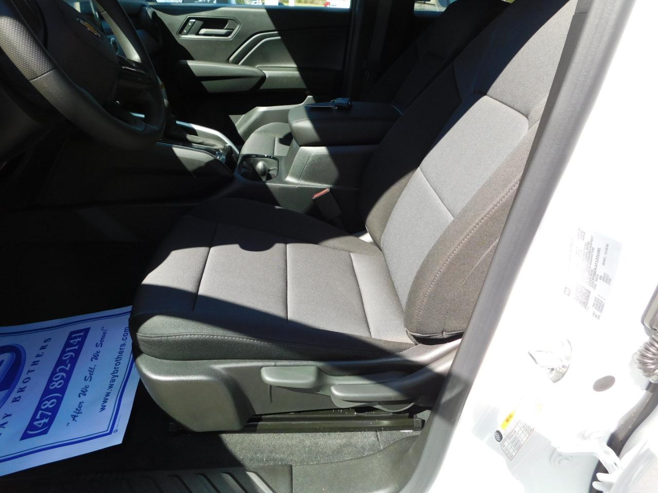 Chevrolet Colorado 2WD Crew Cab WT 2026