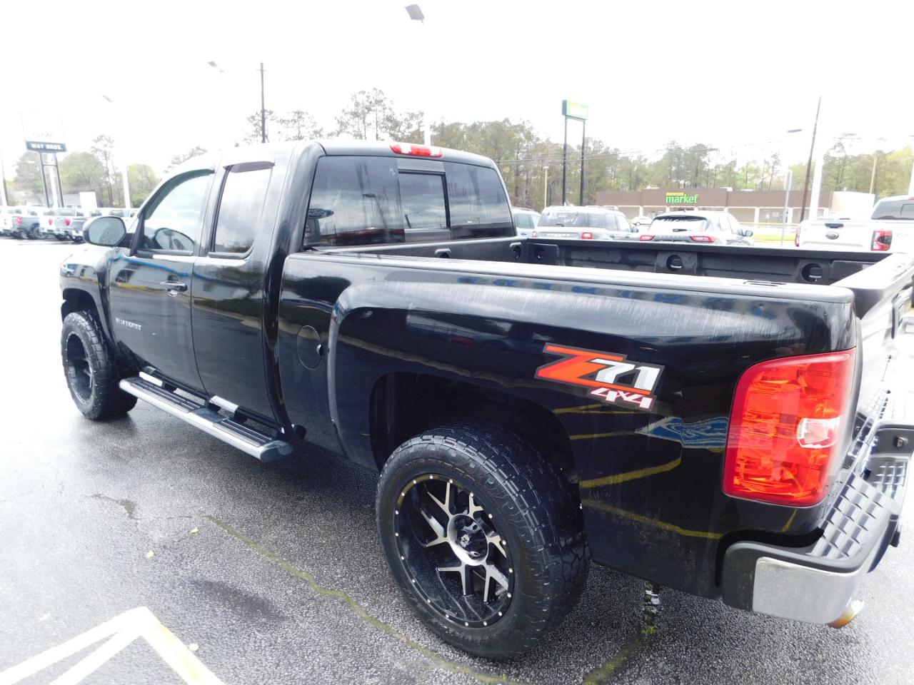 Chevrolet Silverado 1500 4WD Ext Cab 143.5" LT 2010