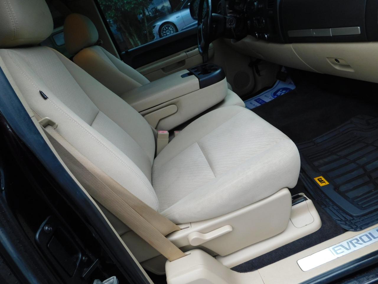 Chevrolet Silverado 1500 4WD Ext Cab 143.5" LT 2010