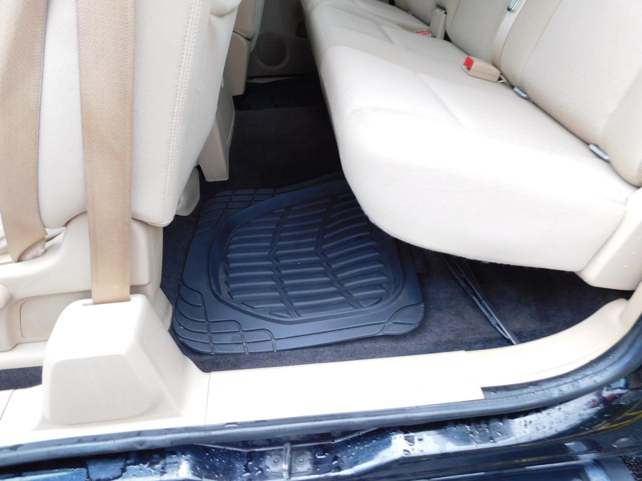 Chevrolet Silverado 1500 4WD Ext Cab 143.5" LT 2010