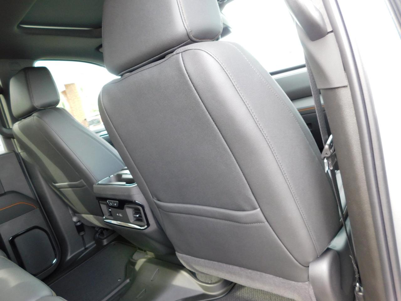 GMC Sierra 1500 4WD Crew Cab 147" AT4 2026