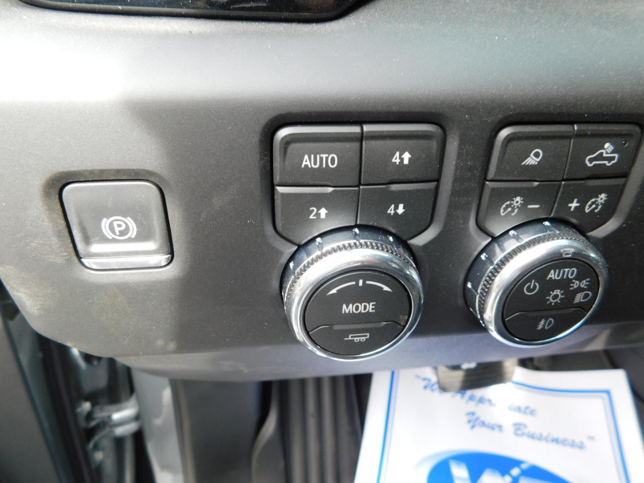 GMC Sierra 1500 4WD Crew Cab 147" AT4 2026
