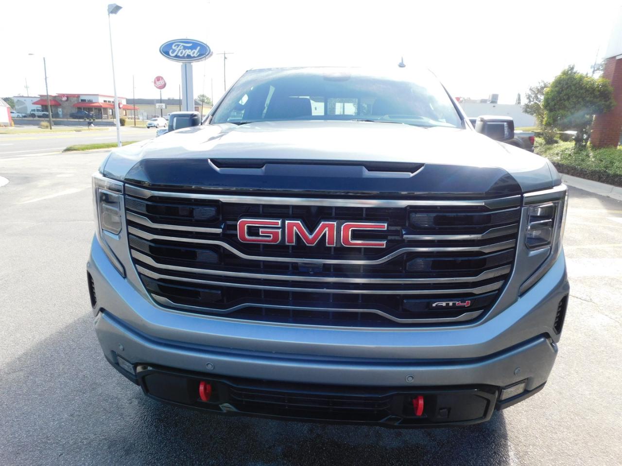 GMC Sierra 1500 4WD Crew Cab 147" AT4 2026