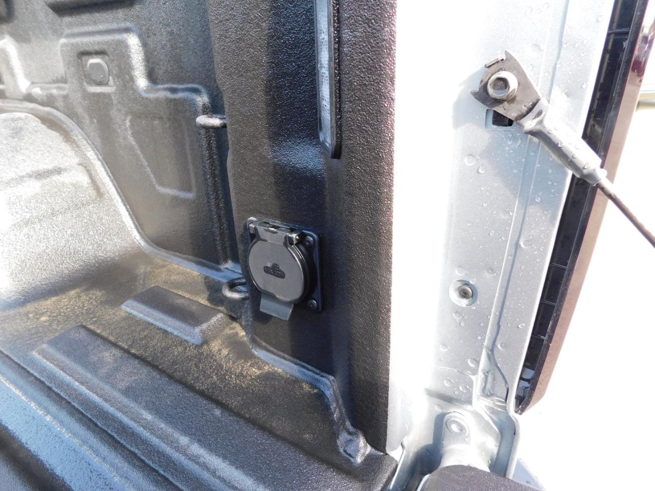 GMC Sierra 1500 4WD Crew Cab 147" AT4 2026