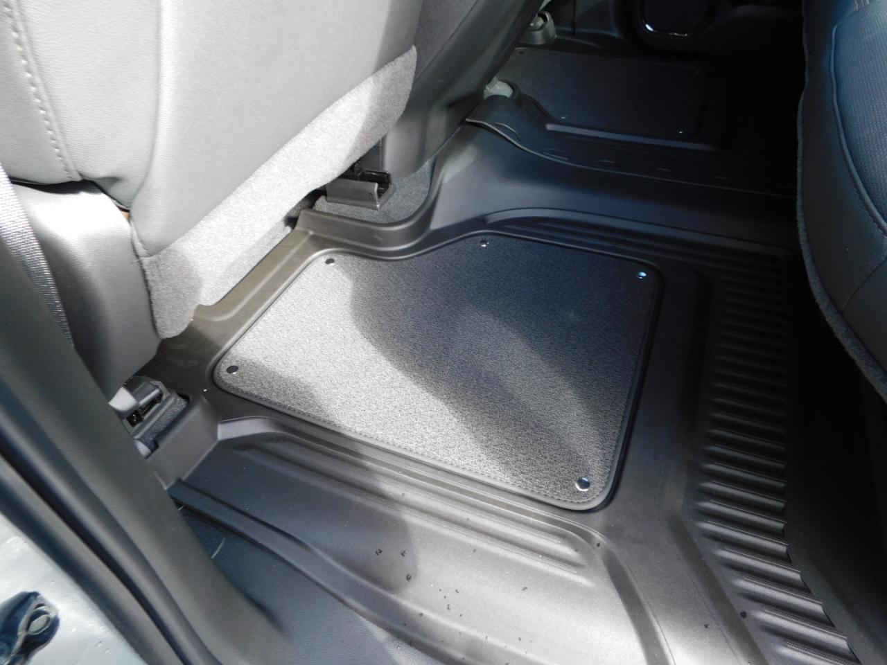 GMC Sierra 1500 4WD Crew Cab 147" AT4 2026