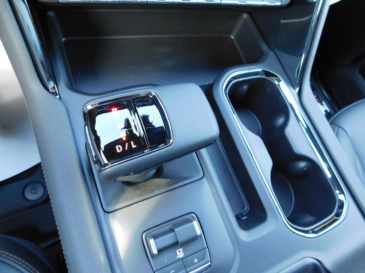 GMC Sierra 1500 4WD Crew Cab 147" AT4 2026