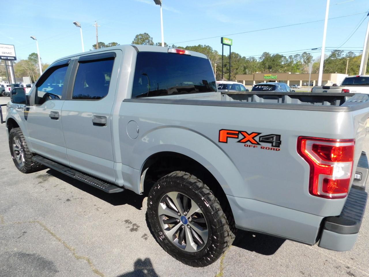 Ford F-150 4WD SuperCrew 145" STX 2019