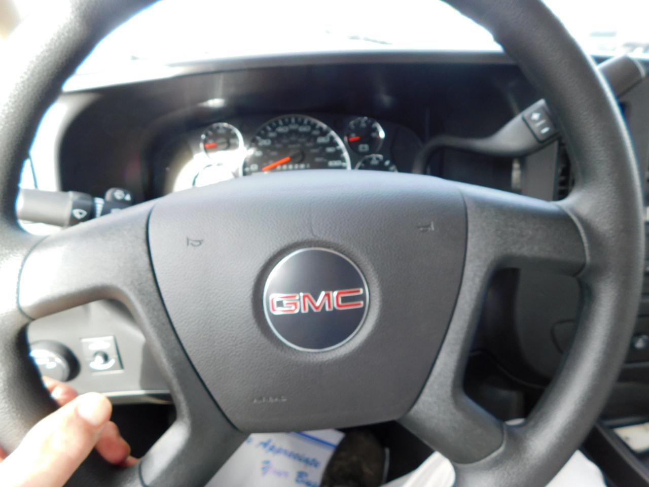 GMC Savana Cargo Van RWD 3500 155" 2026