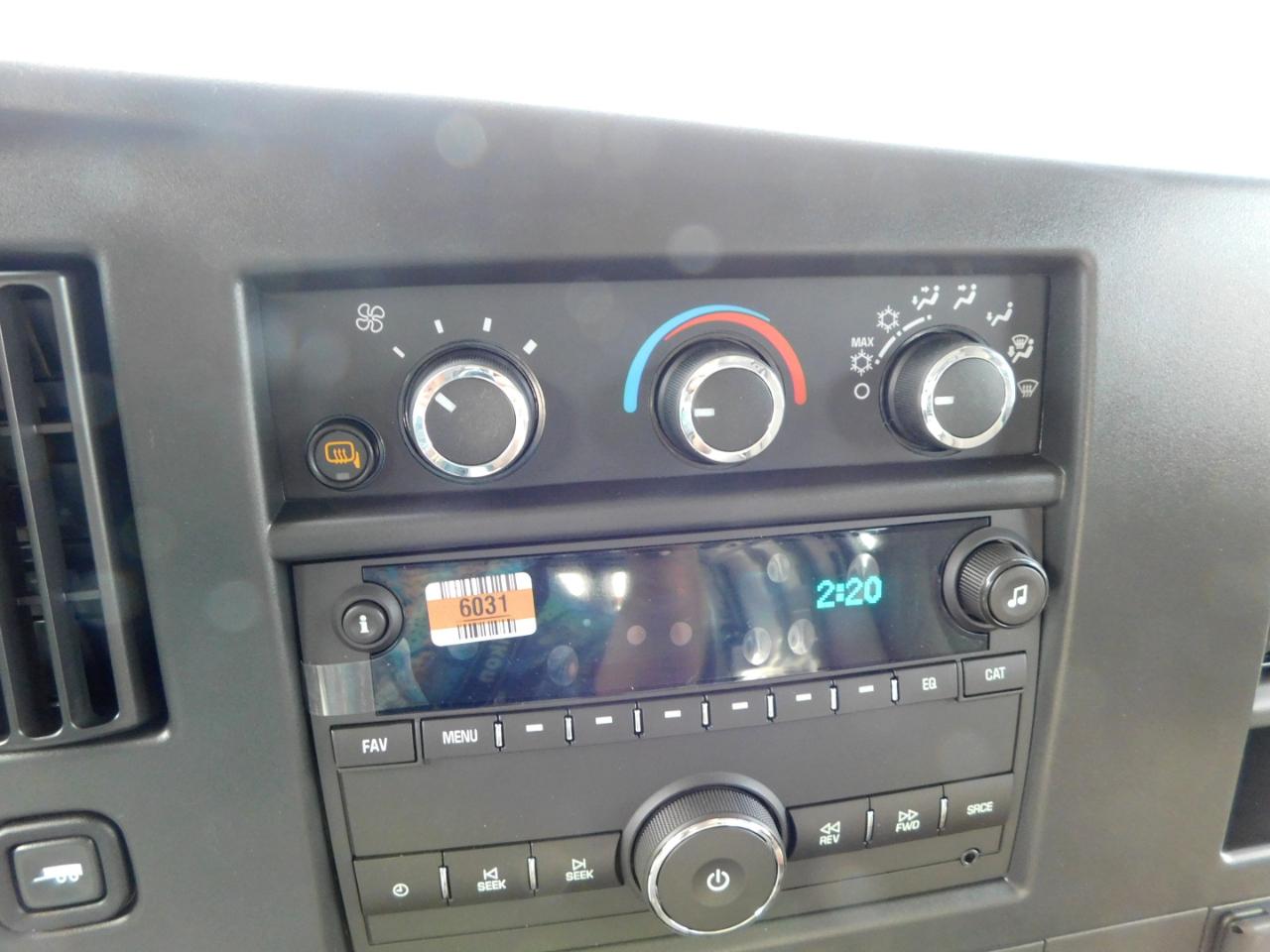 GMC Savana Cargo Van RWD 3500 155" 2026