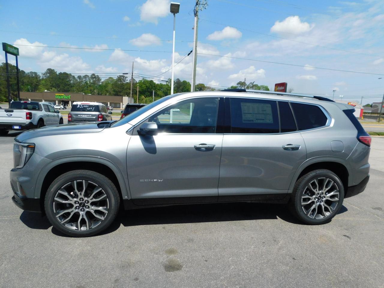 GMC Acadia FWD 4dr Denali Ultimate 2026