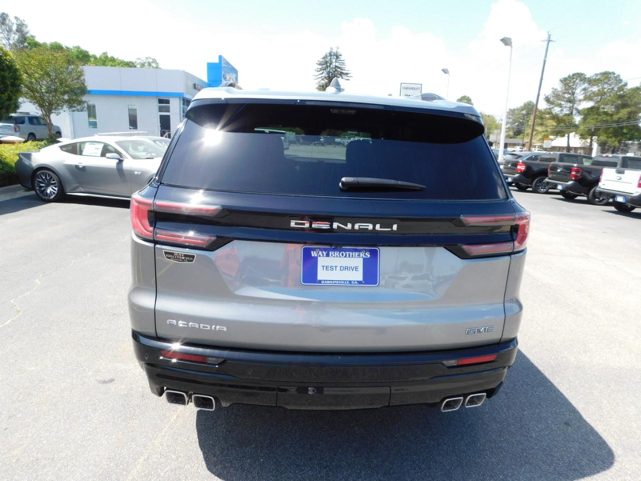 GMC Acadia FWD 4dr Denali Ultimate 2026