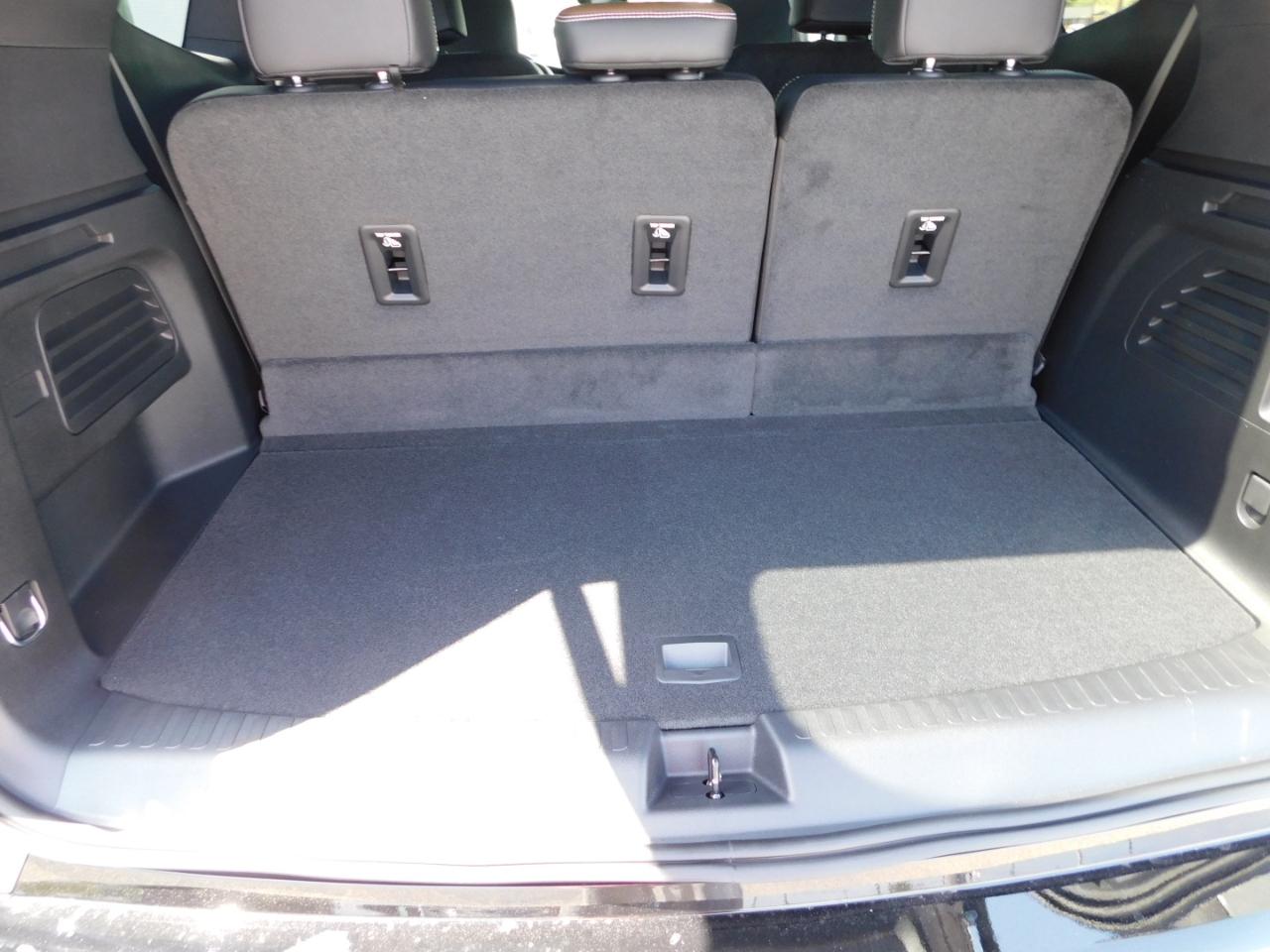 GMC Acadia FWD 4dr Denali Ultimate 2026