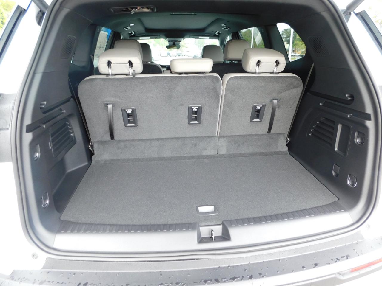 GMC Acadia FWD 4dr Elevation 2026