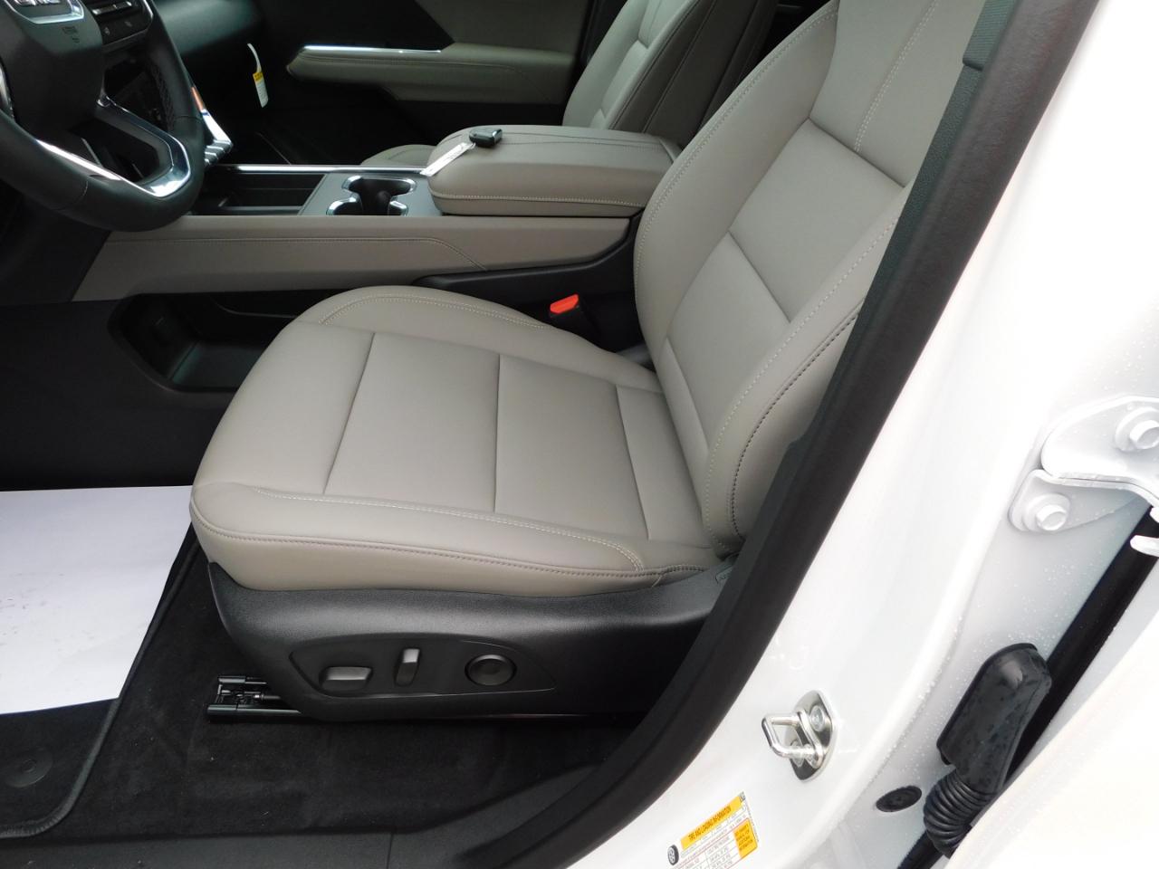 GMC Acadia FWD 4dr Elevation 2026