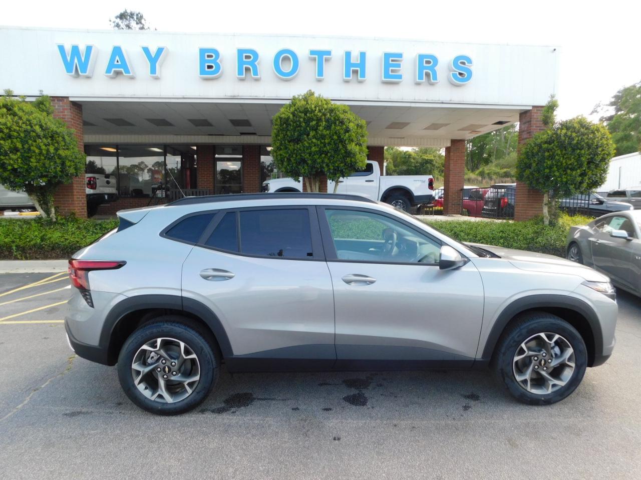 2026 Chevrolet Trax FWD 4DR LT