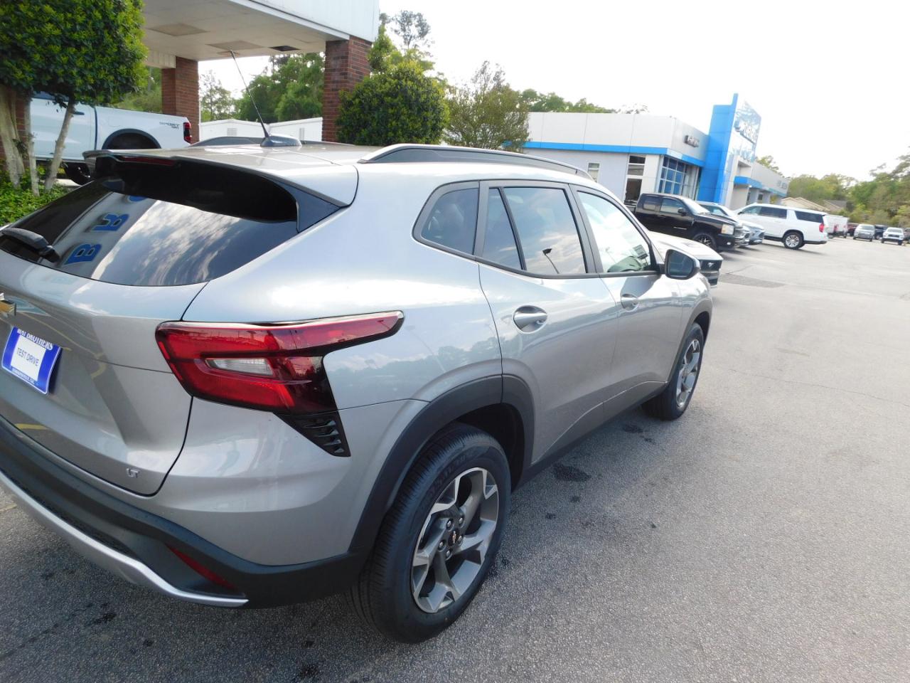 Chevrolet Trax FWD 4dr LT 2026