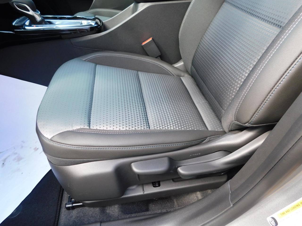 Chevrolet Trax FWD 4dr LT 2026