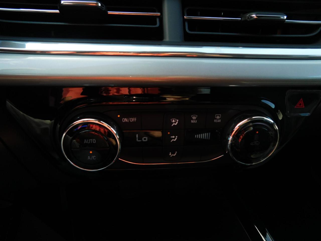 Chevrolet Trax FWD 4dr LT 2026