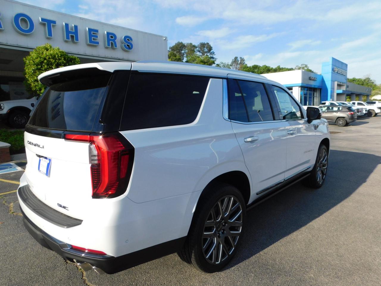 GMC Yukon 4WD 4dr Denali Ultimate 2026