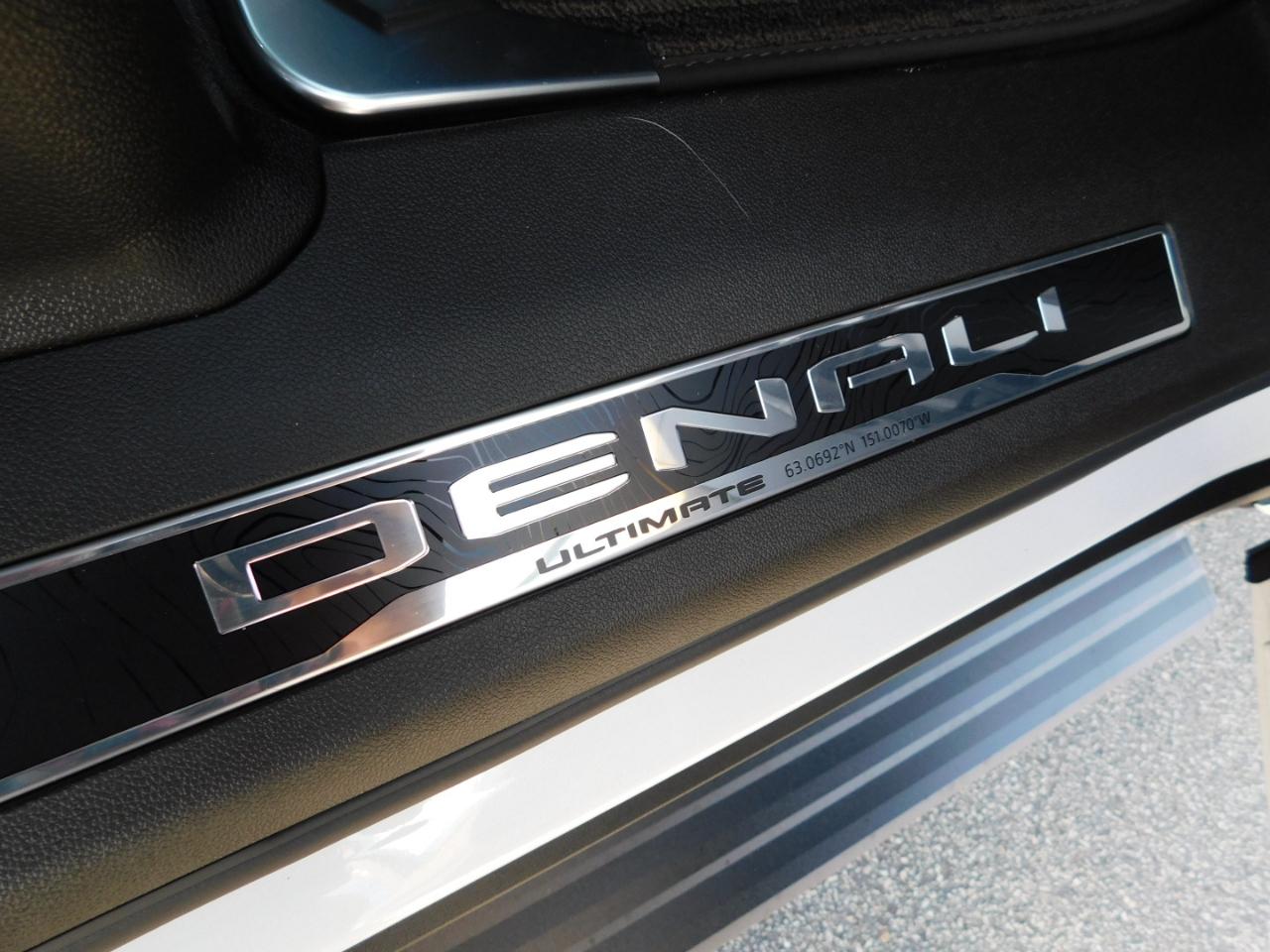 GMC Yukon 4WD 4dr Denali Ultimate 2026