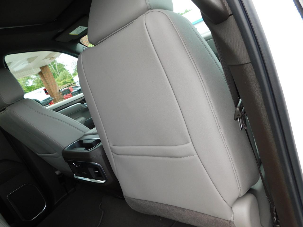 GMC Sierra 1500 4WD Crew Cab 147" SLT 2026