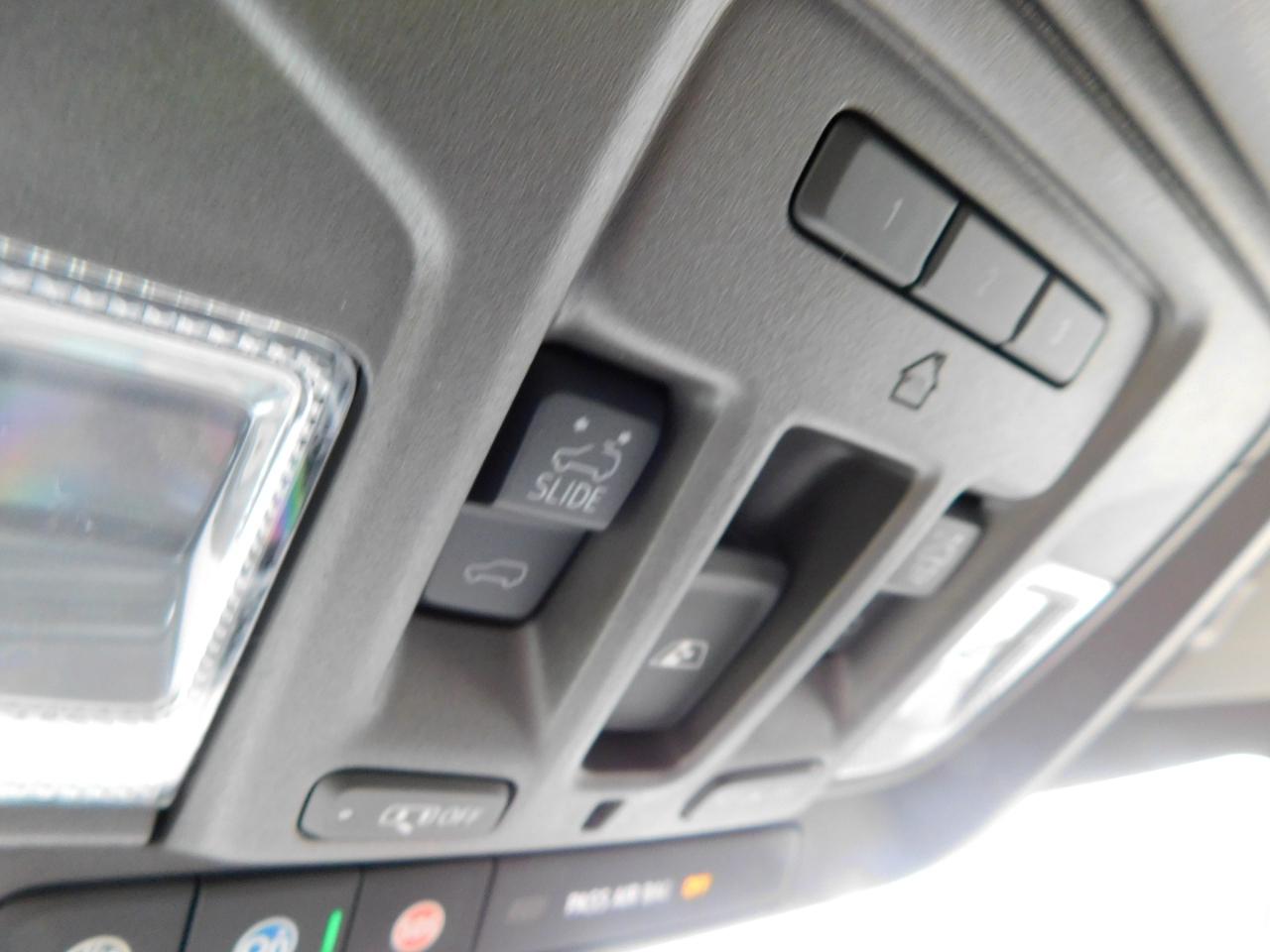 GMC Sierra 1500 4WD Crew Cab 147" SLT 2026