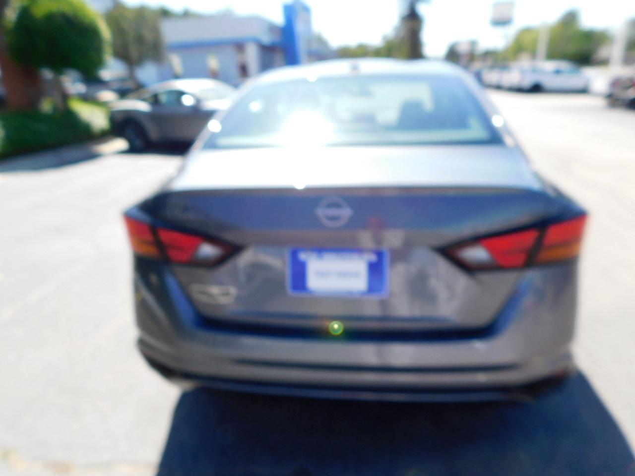 Nissan Altima SV FWD 2025