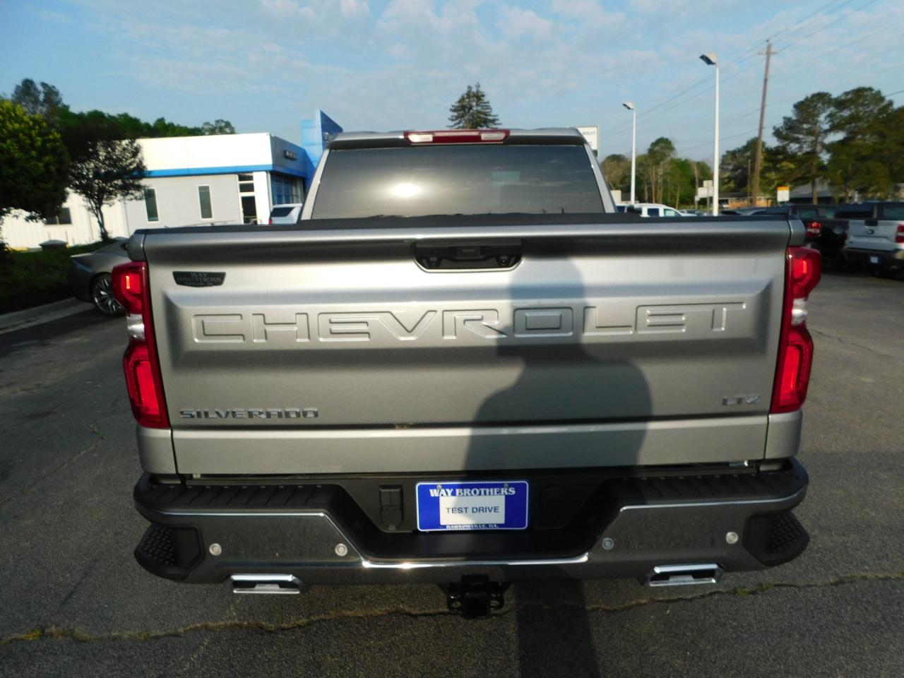 Chevrolet Silverado 1500 4WD Crew Cab 147" LTZ 2026