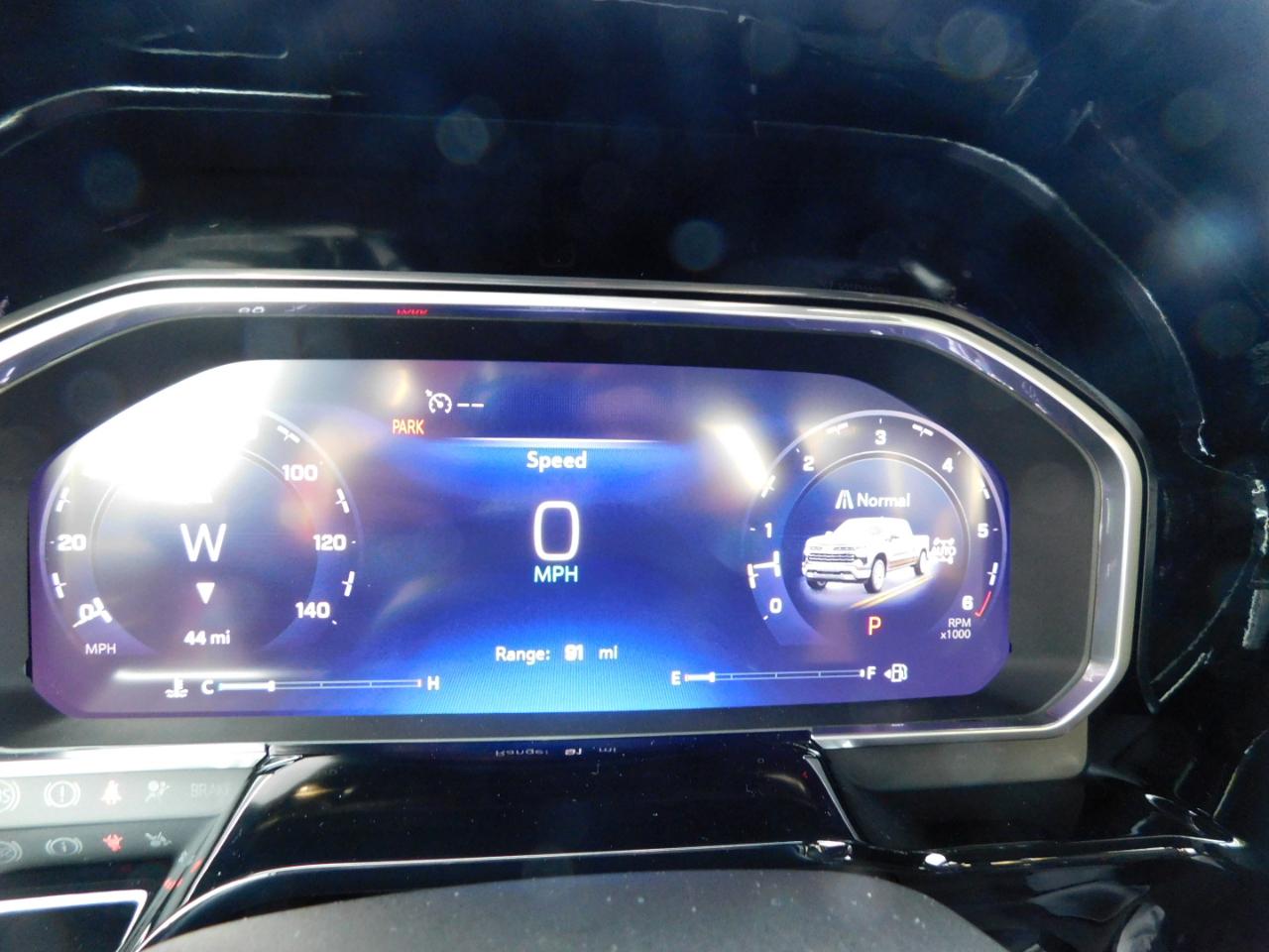 Chevrolet Silverado 1500 4WD Crew Cab 147" LTZ 2026