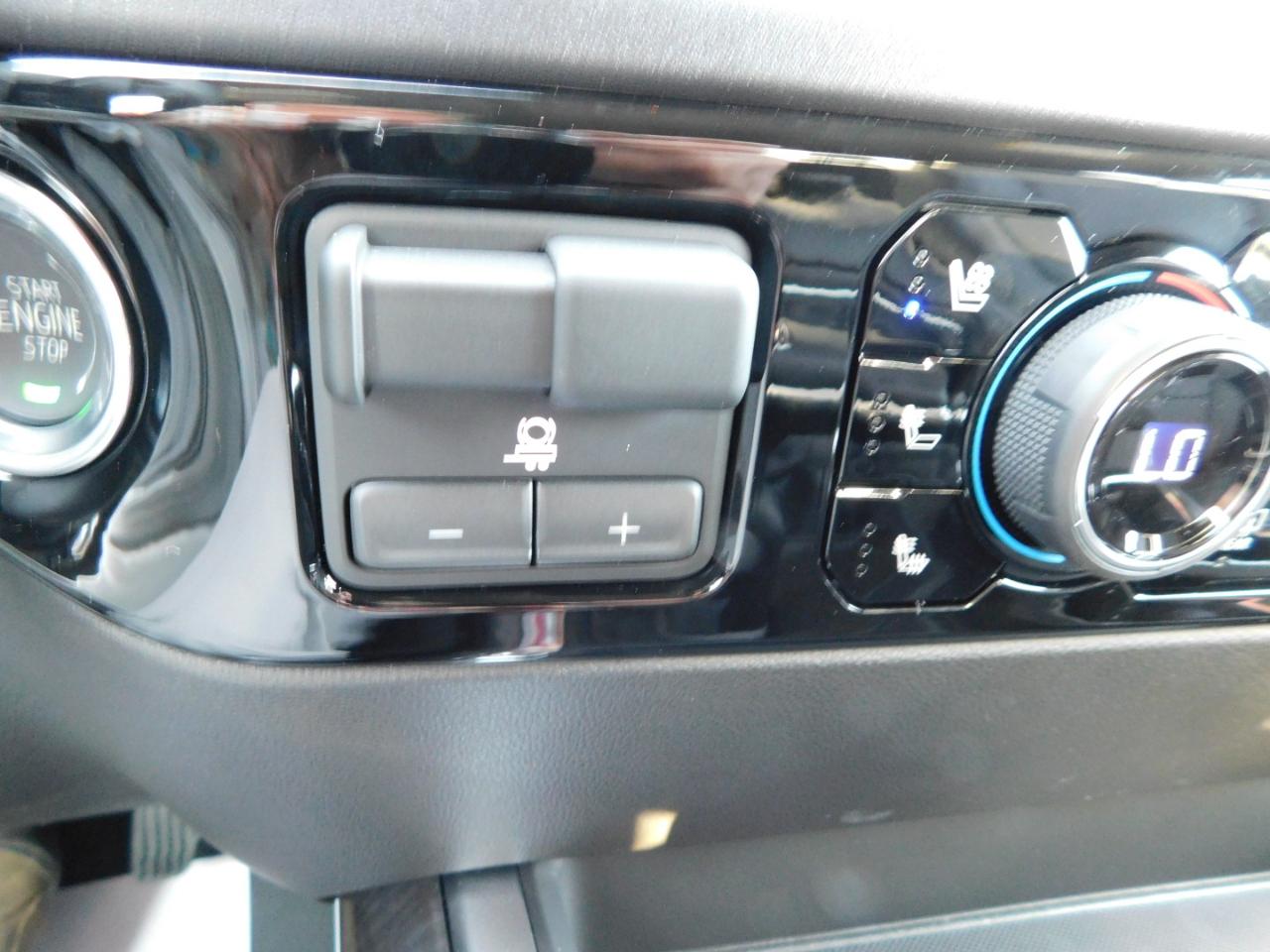 Chevrolet Silverado 1500 4WD Crew Cab 147" LTZ 2026