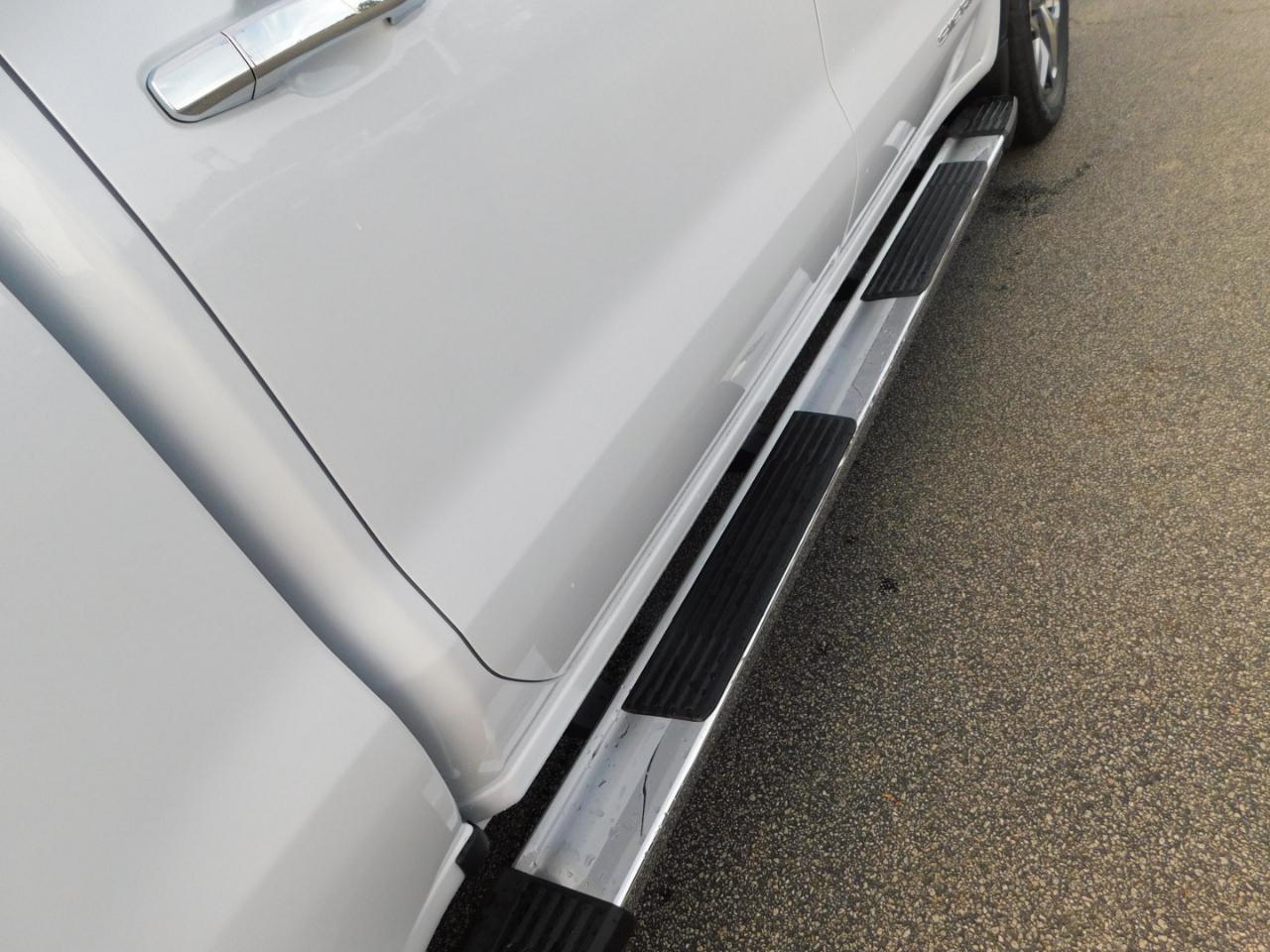 GMC Sierra 1500 4WD Crew Cab 147" SLT 2026