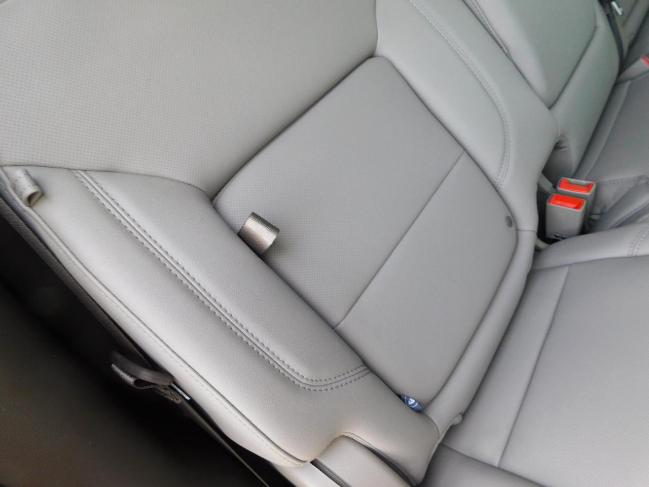 GMC Sierra 1500 4WD Crew Cab 147" SLT 2026